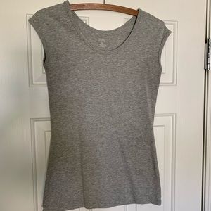 Shade brand cap sleeve tee in heather gray